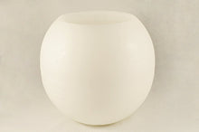 Load image into Gallery viewer, Σφαίρα χειροποίητη κενή 25cm