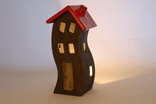 Load image into Gallery viewer, Κεραμικό σπιτάκι  κυρτό  για ρεσώ