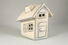 Load image into Gallery viewer, Κεραμικό σπιτάκι για ρεσό λευκό