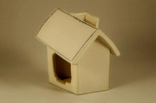 Load image into Gallery viewer, Κεραμικό σπιτάκι για ρεσό λευκό