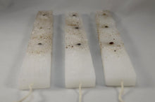 Load image into Gallery viewer, Λαμπάδα βάπτισης  με μπλε αστερίες και κοχύλια