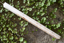 Load image into Gallery viewer, Λαμπάδα βάπτισης με  αστερίες και κοχύλια