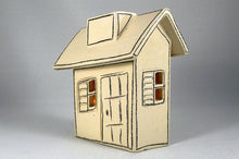 Load image into Gallery viewer, Κεραμικό σπιτάκι  λευκό μεγάλο για ρεσό