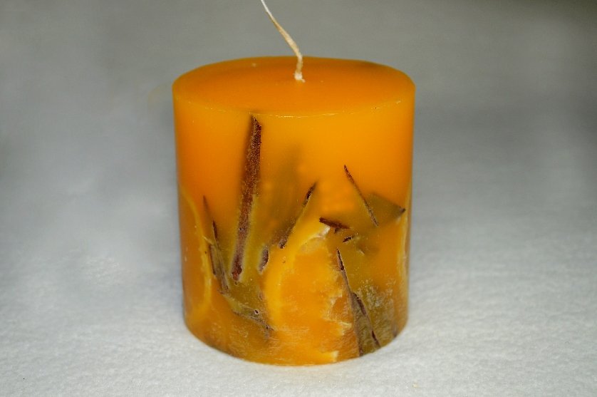 Χειροποίητο αρωματικό κερί 9x10cmμε ξυλάκια κανέλας